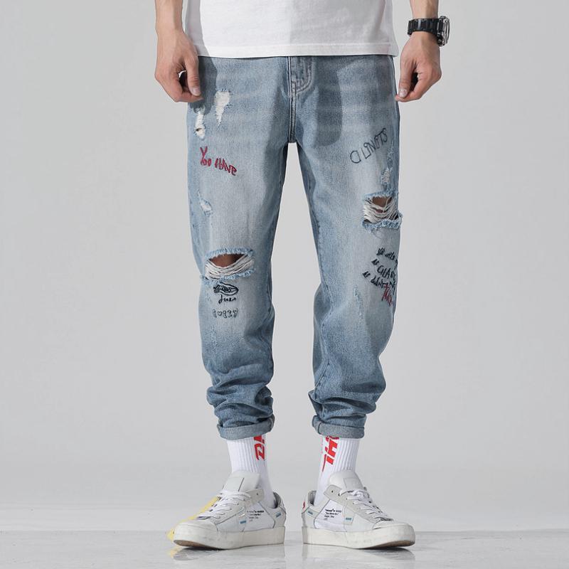 Men's Ripped Jeans With Embroidery