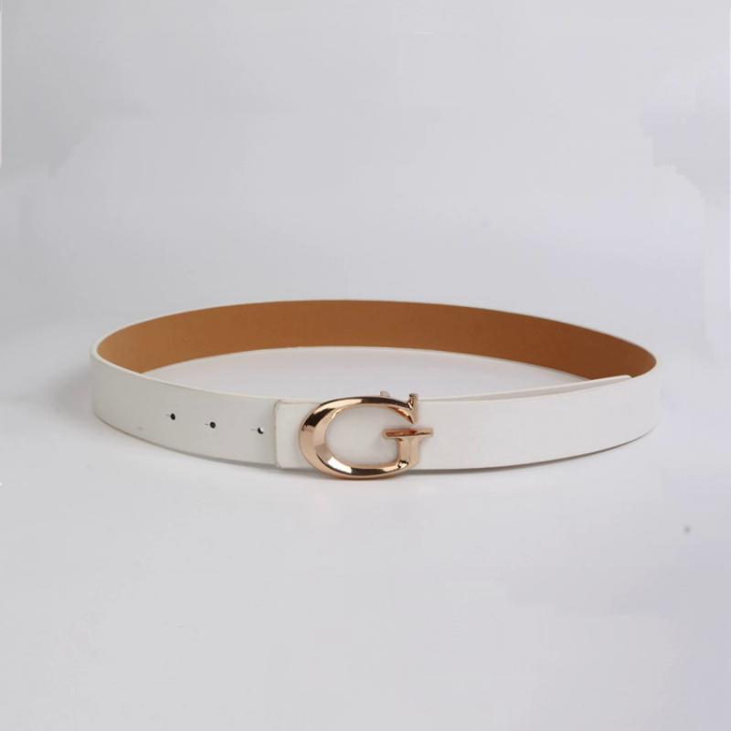Women's Leather Belt With G-Shaped Buckle