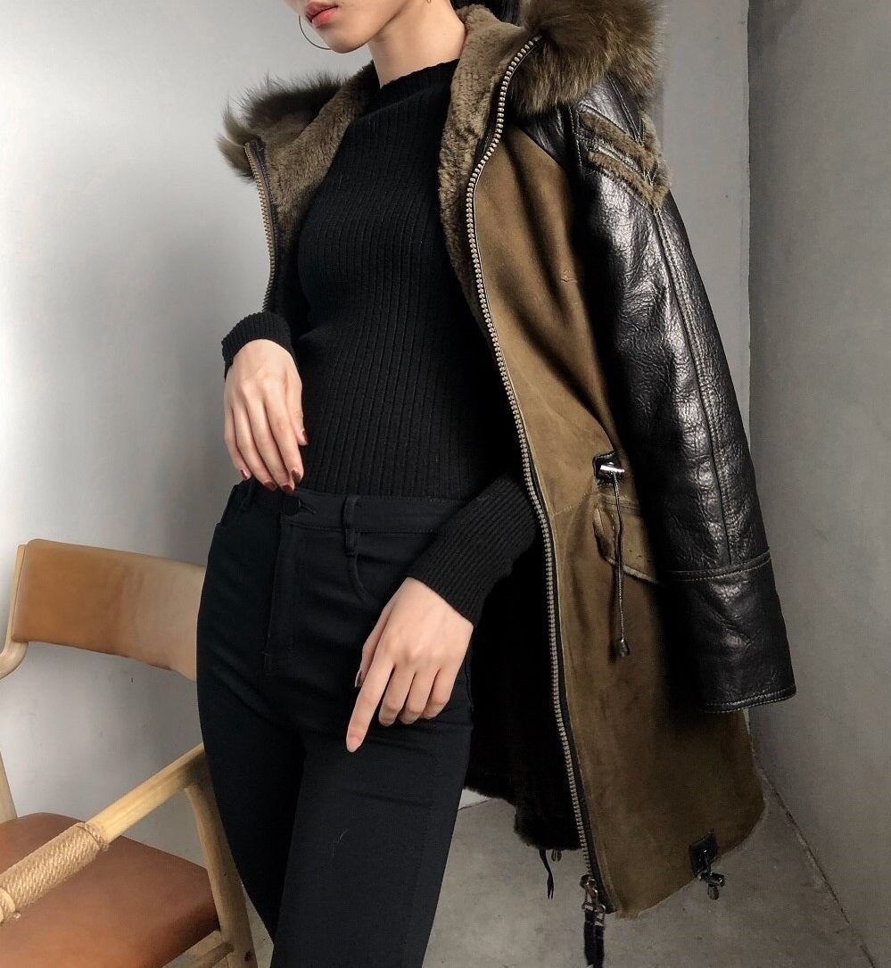 Women's Winter Leather Slim Coat With Fox Fur