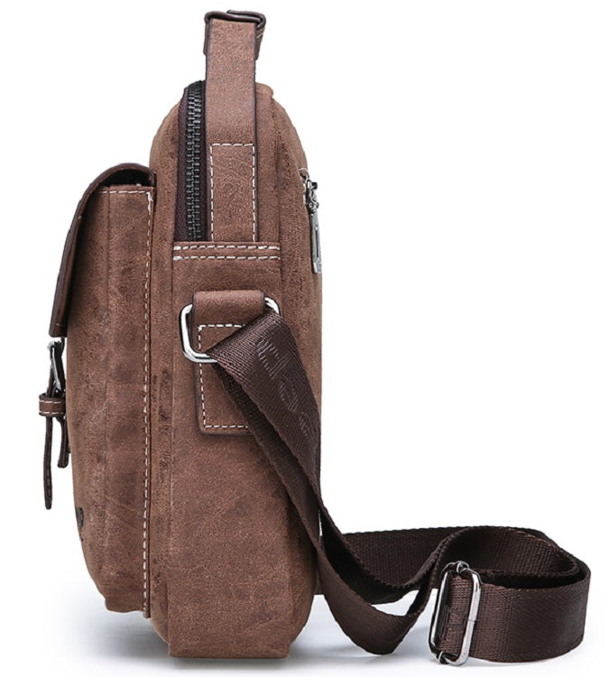 Men's Leather Shoulder Bag With Fastener