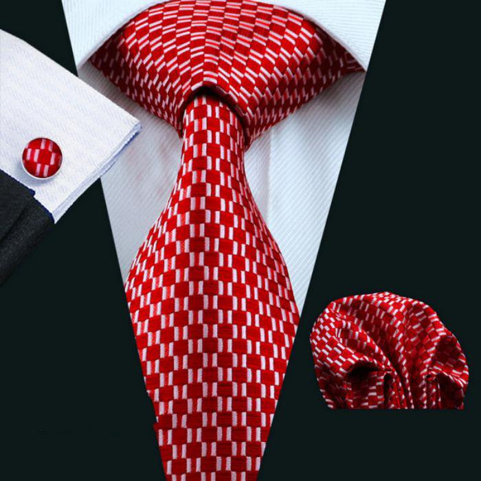 Men's Red Tie With Cufflinks