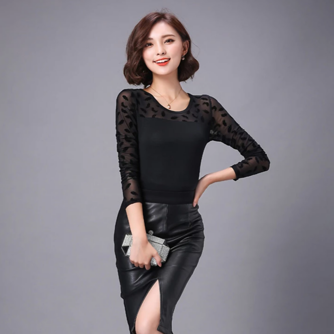Women's Summer Casual Lace O-Neck Long-Sleeved Blouse