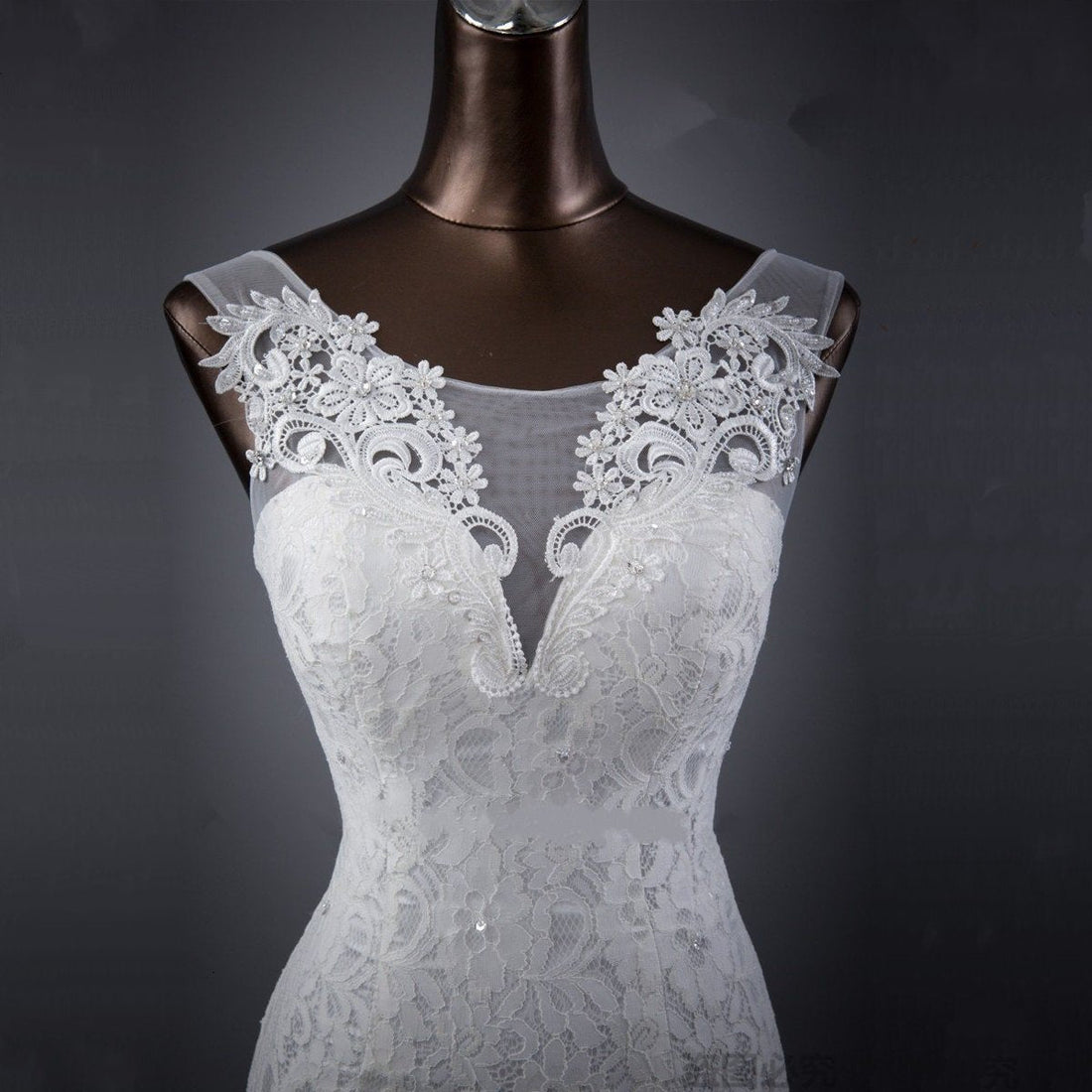 Women's Sleeveless Long Lace-Up Wedding Dress
