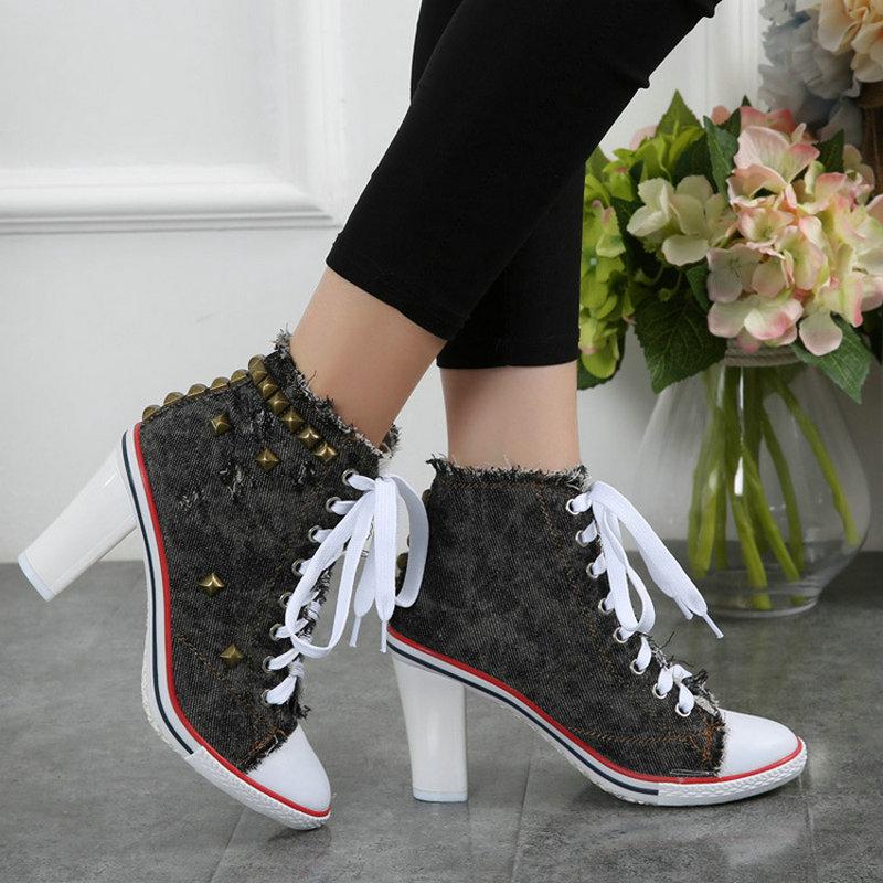 Women's Casual Canvas Pumps With Rivets