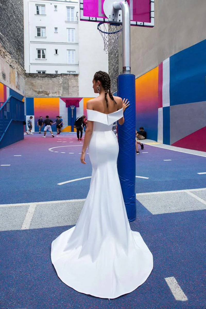 Women's Off-Shoulder Satin Wedding Dress With Detachable Skirt