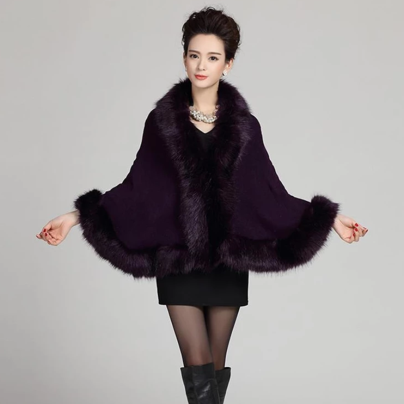 Women's Winter Casual O-Neck Poncho With Faux Fox Fur