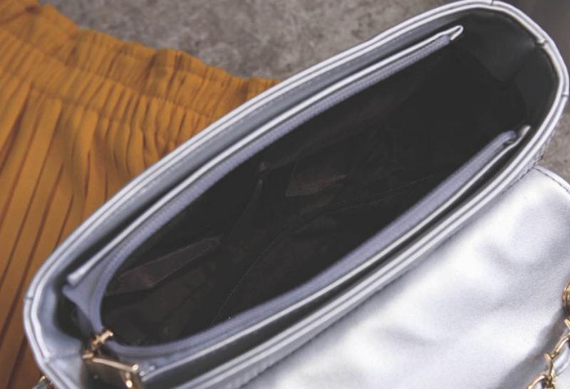 Women's Leather Shoulder Bag With Rivets