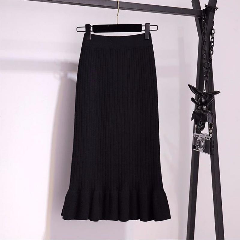 Women's Winter Knitted Skirt With High Waist