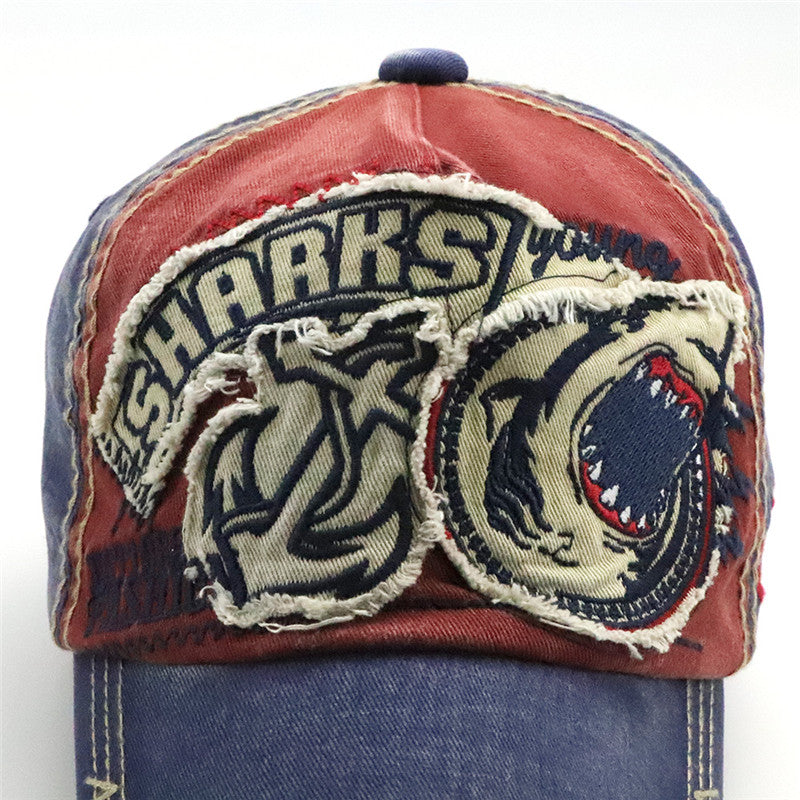 Men's/Women's Casual Baseball Cap With Embroidered Shark