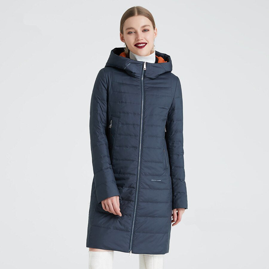 Women's Spring/Autumn Polyester Windproof Coat With Zippers