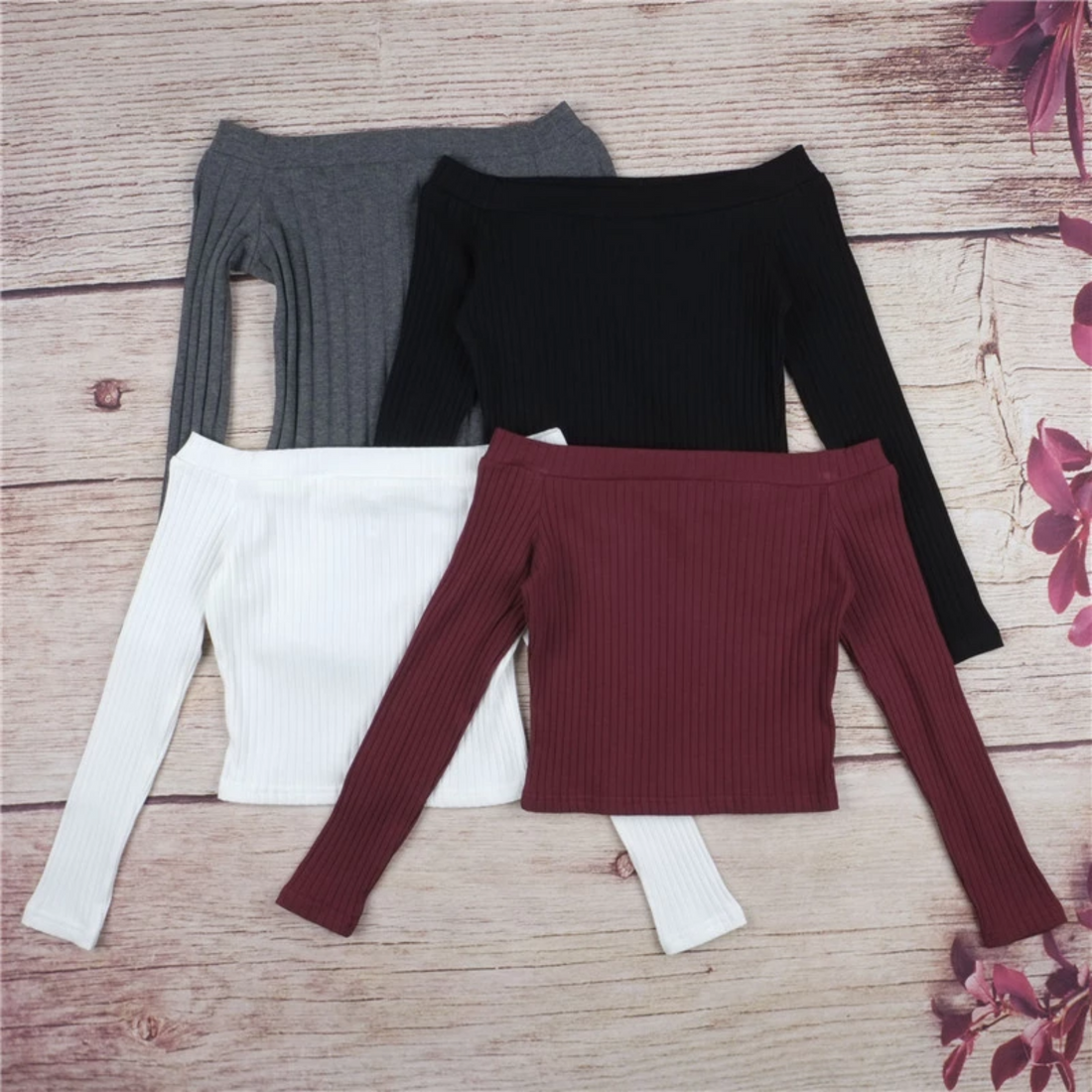 Women's Casual Knitted Off-Shoulder Long-Sleeved Crop Top