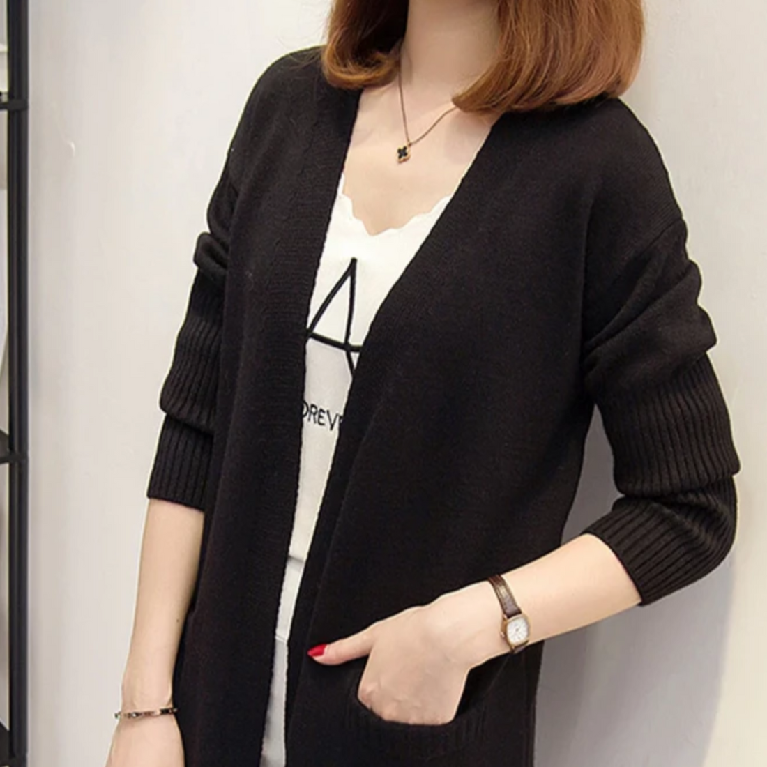 Women's Winter Casual Knitted Long-Sleeved V-Neck Cardigan