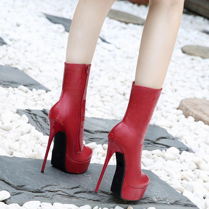 Women's Winter Leather Boots With Zipper