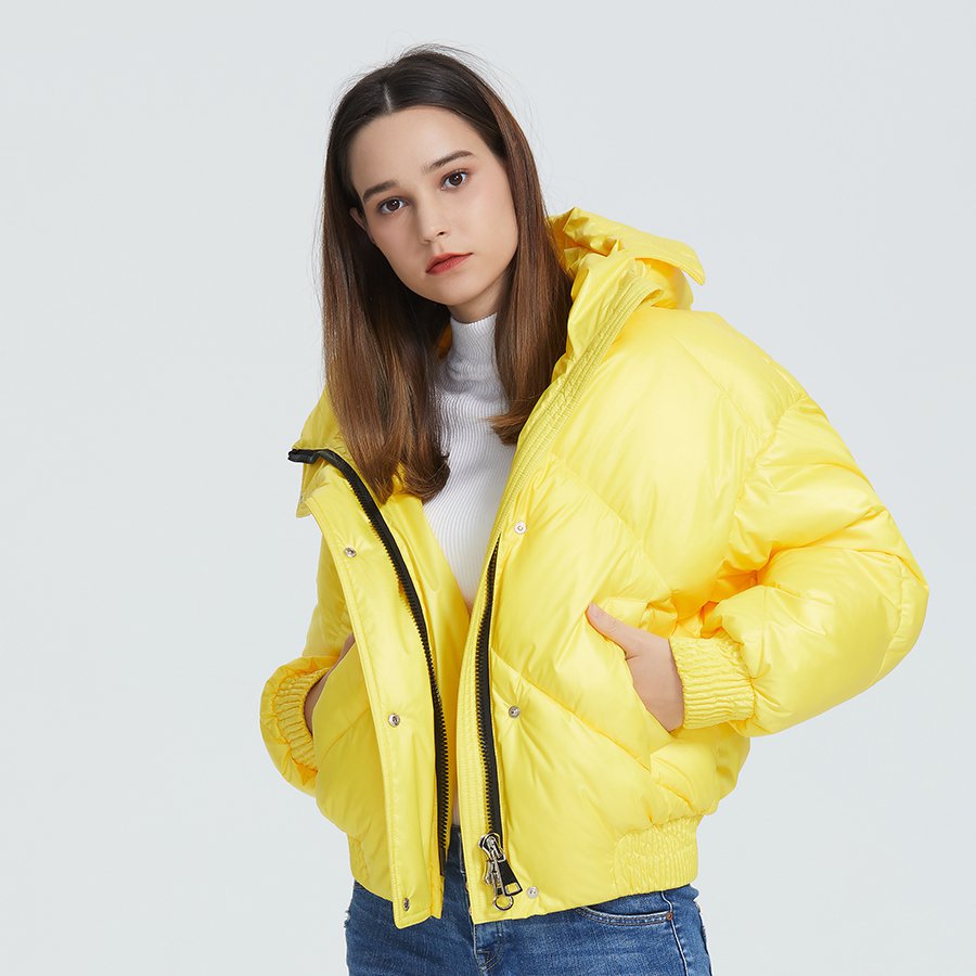 Women's Winter Casual Polyester Short Parka With Pockets