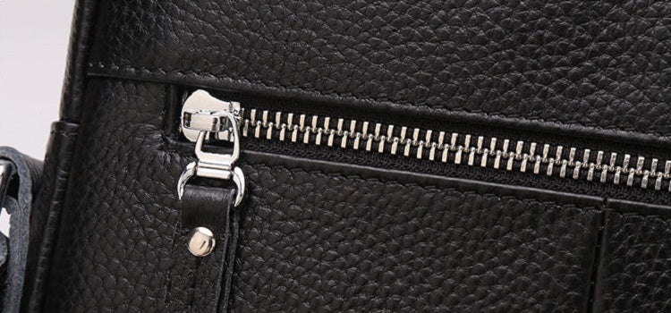 Men's Genuine Leather Shoulder Bag With Zipper