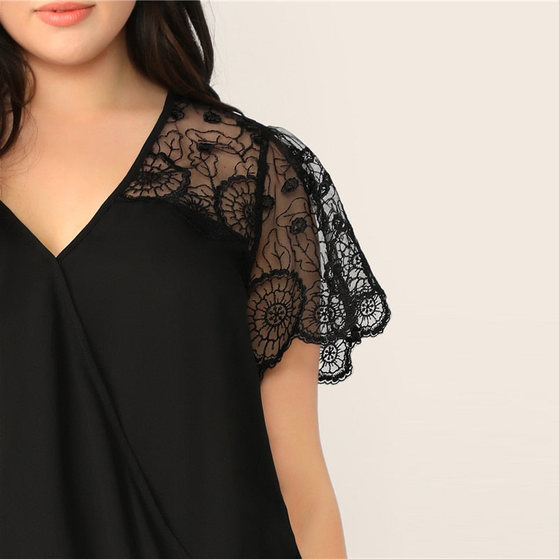 Women's Summer Casual V-Neck Blouse With Lace | Plus Size