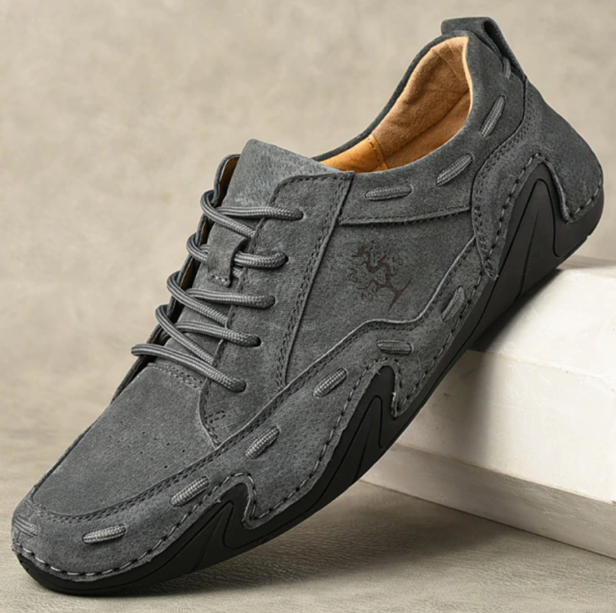 Men's Spring/Autumn Casual Handmade Breathable Leather Sneakers | Plus Size