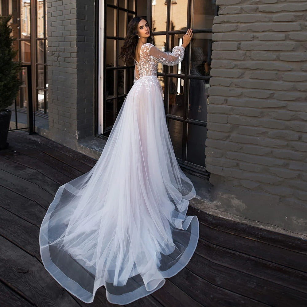 Women's V-neck Long Sleeved Lace Wedding Dress