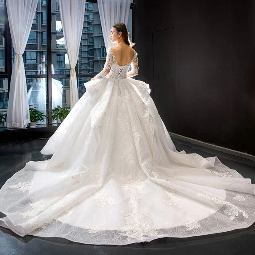 Women's Long Sleeved Wedding Dress With Train