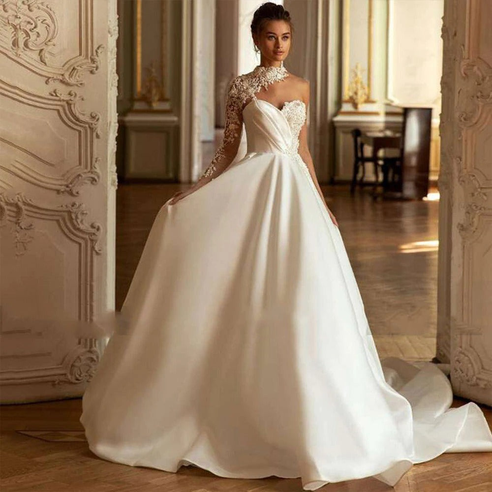 Women's Floor-Length Wedding Dress With Open Back