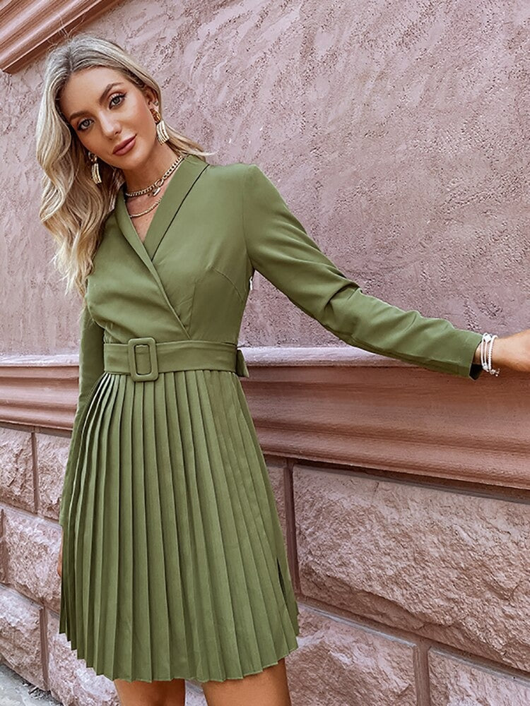 Women's Green V-Neck A-Line Pleated Midi Dress