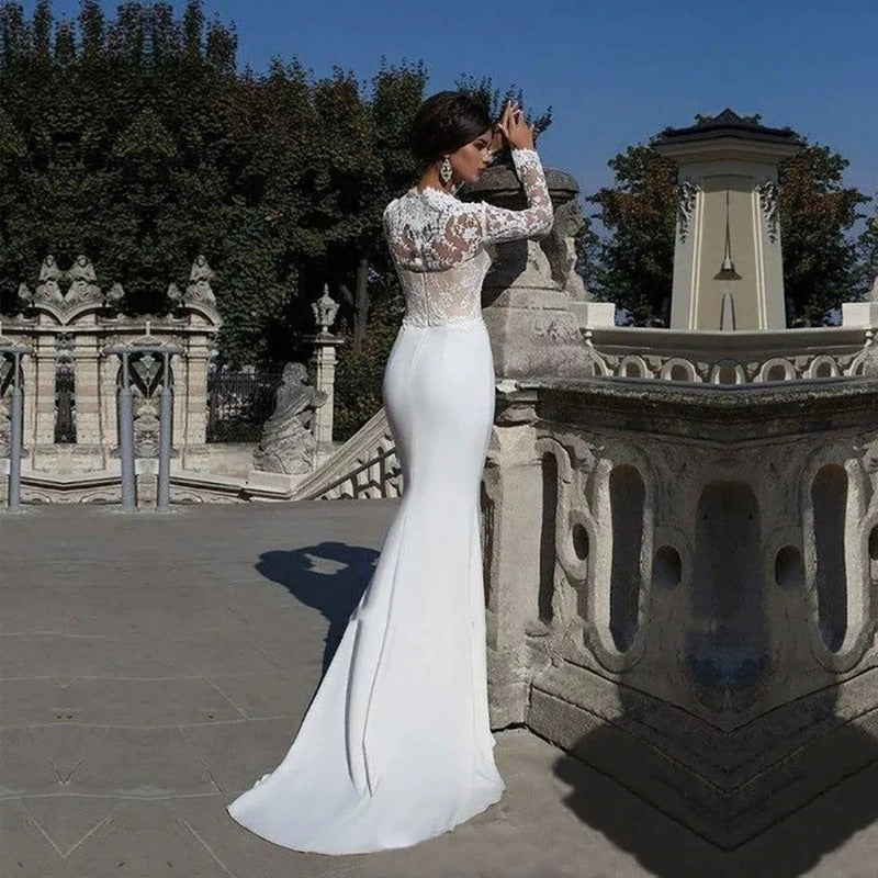 Women's Lace Long Sleeved Wedding Dress With Train